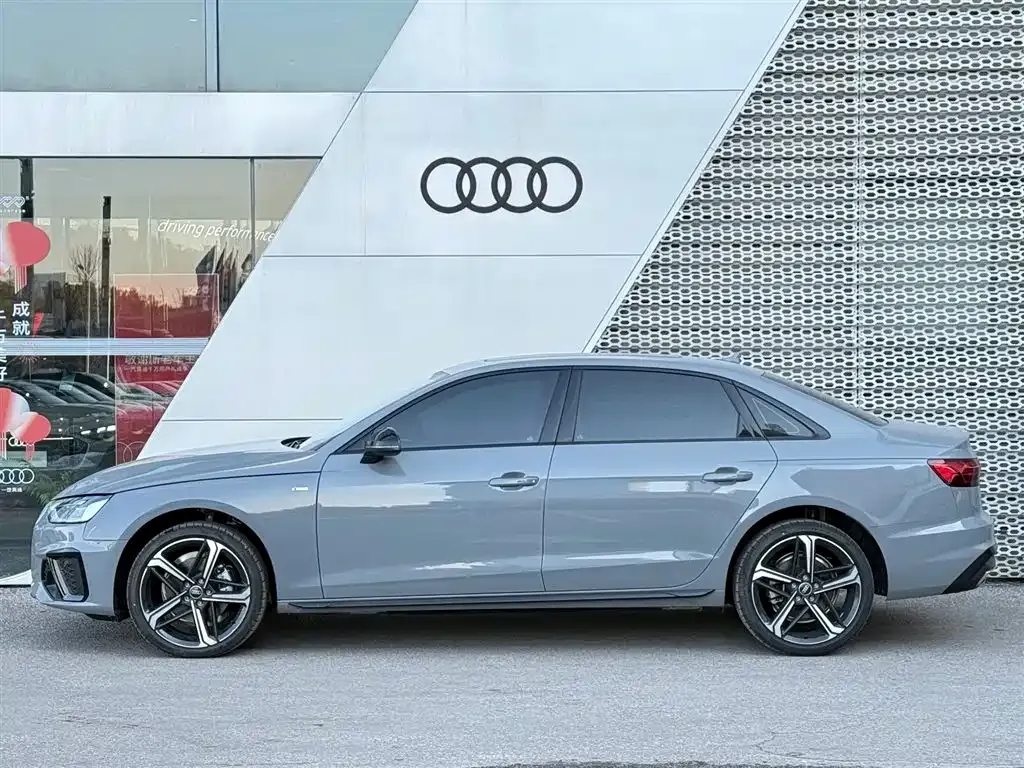 Audi A4L — фото 3