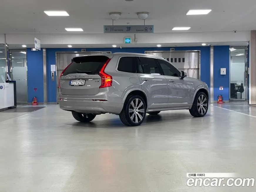 Volvo XC90 — фото 3