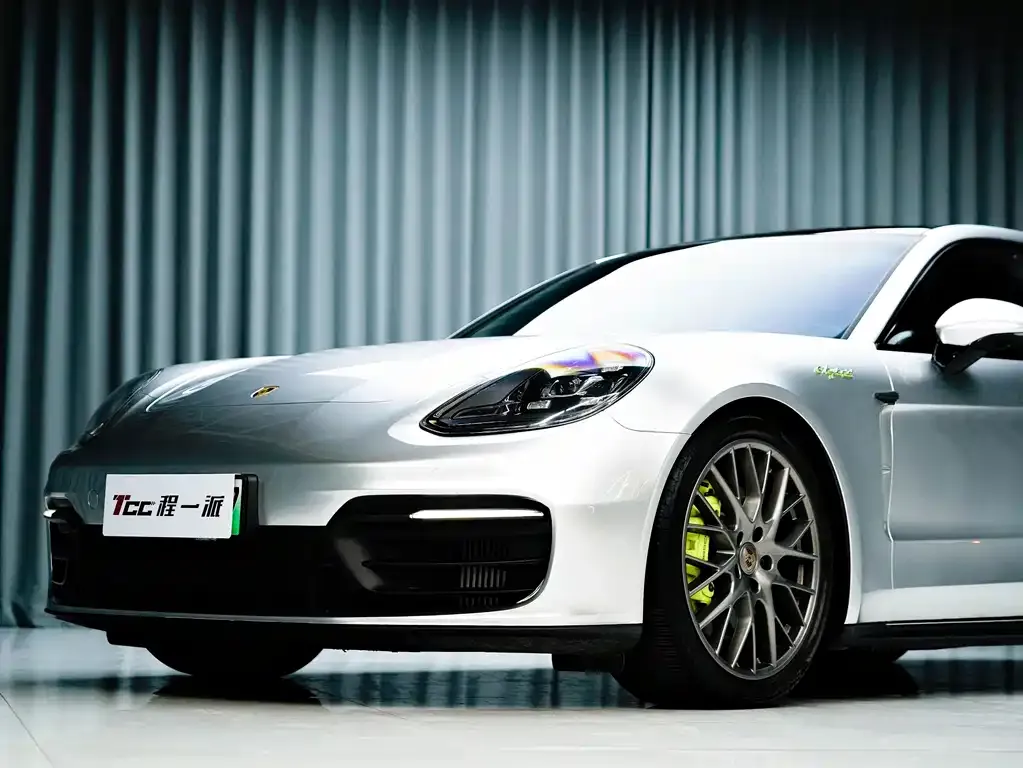 Porsche Panamera Hybrid — фото 6