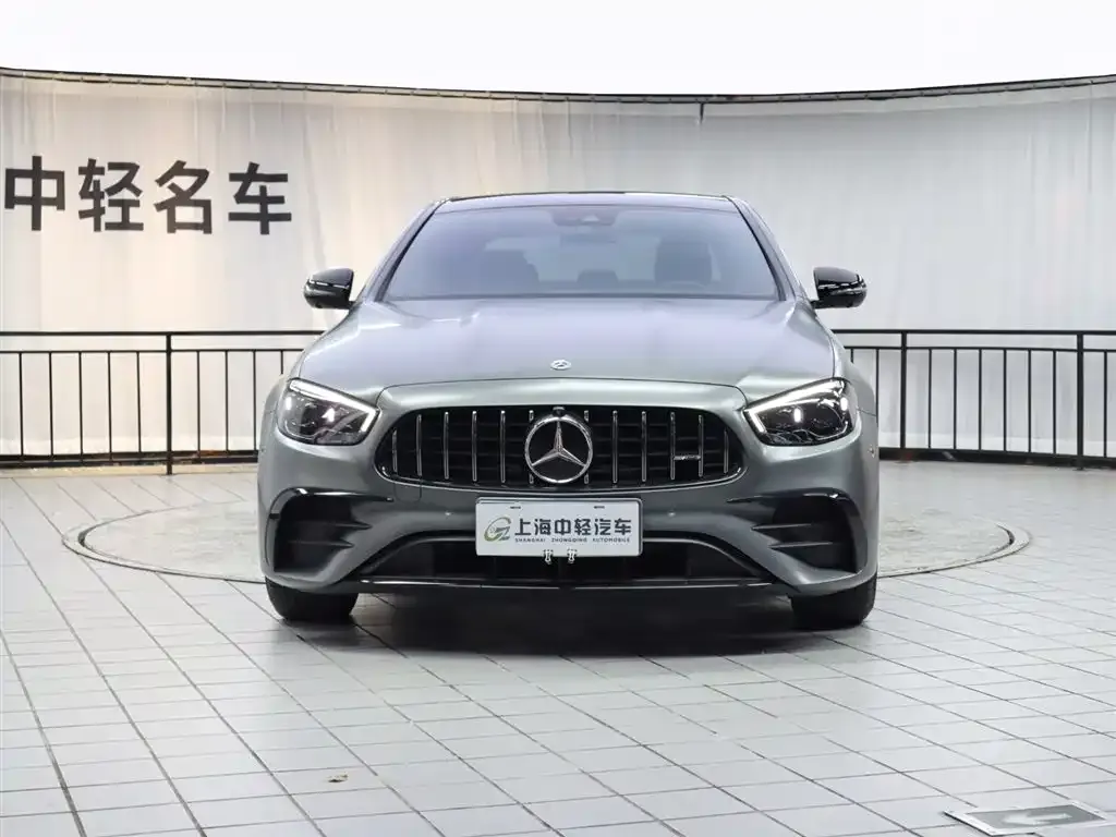 Mercedes-Benz E-Class AMG — фото 10