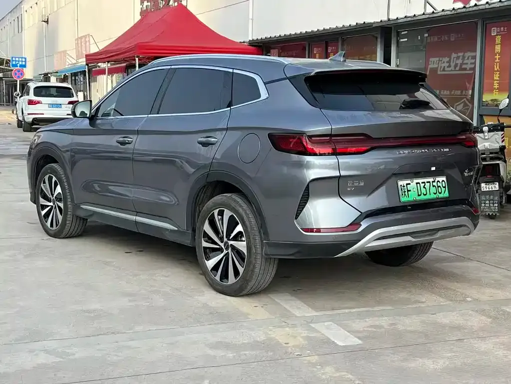 BYD PLUS New Energy — фото 5