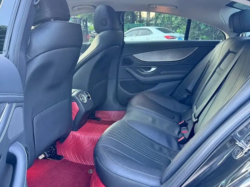 Mercedes-Benz CLS — фото 7