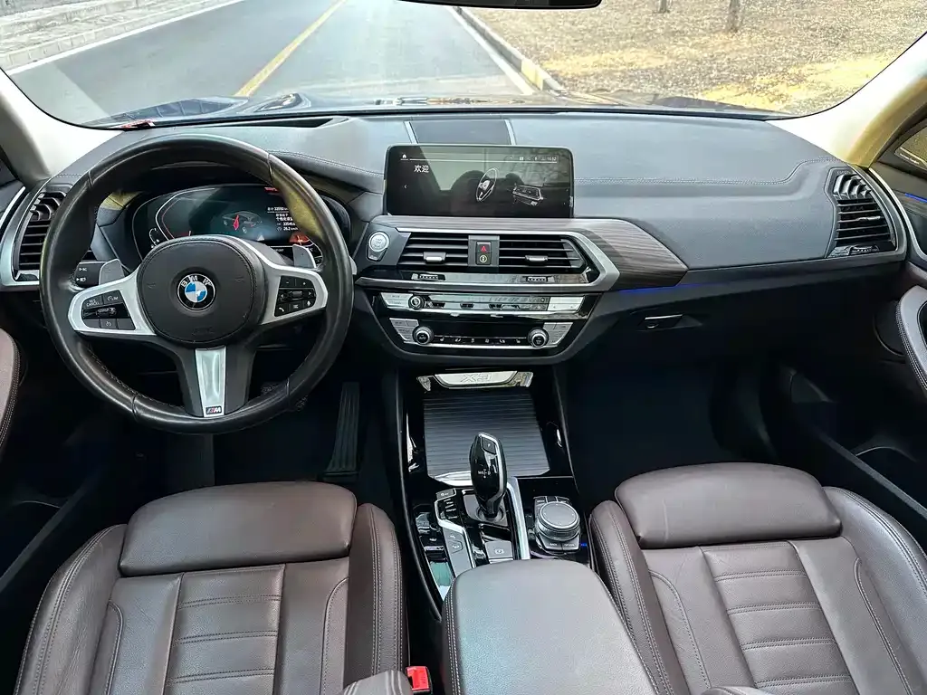 BMW X3 — фото 10