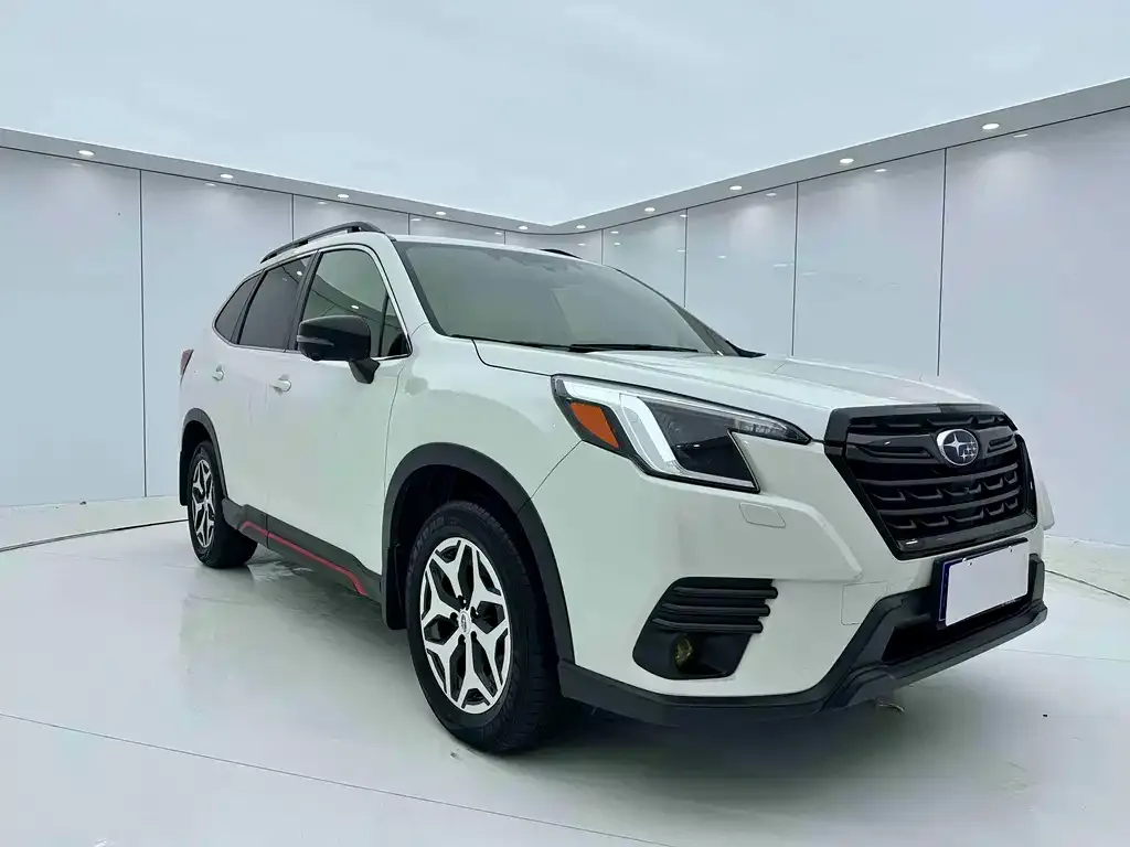Subaru Forester — фото 4
