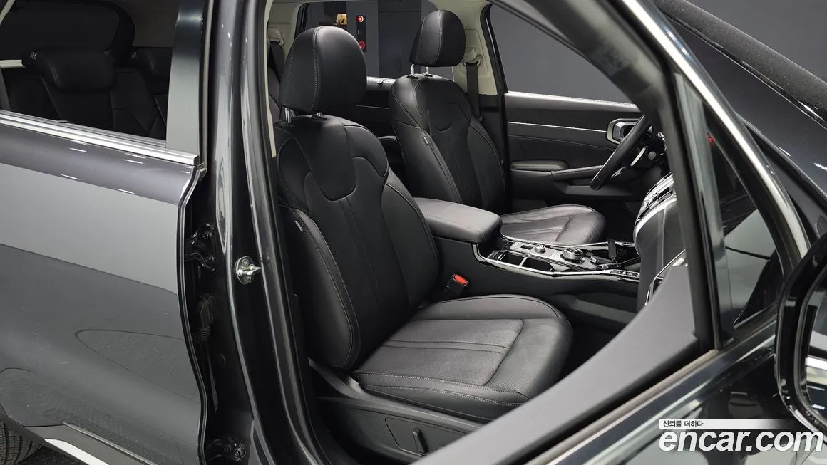Kia Sorento — фото 7