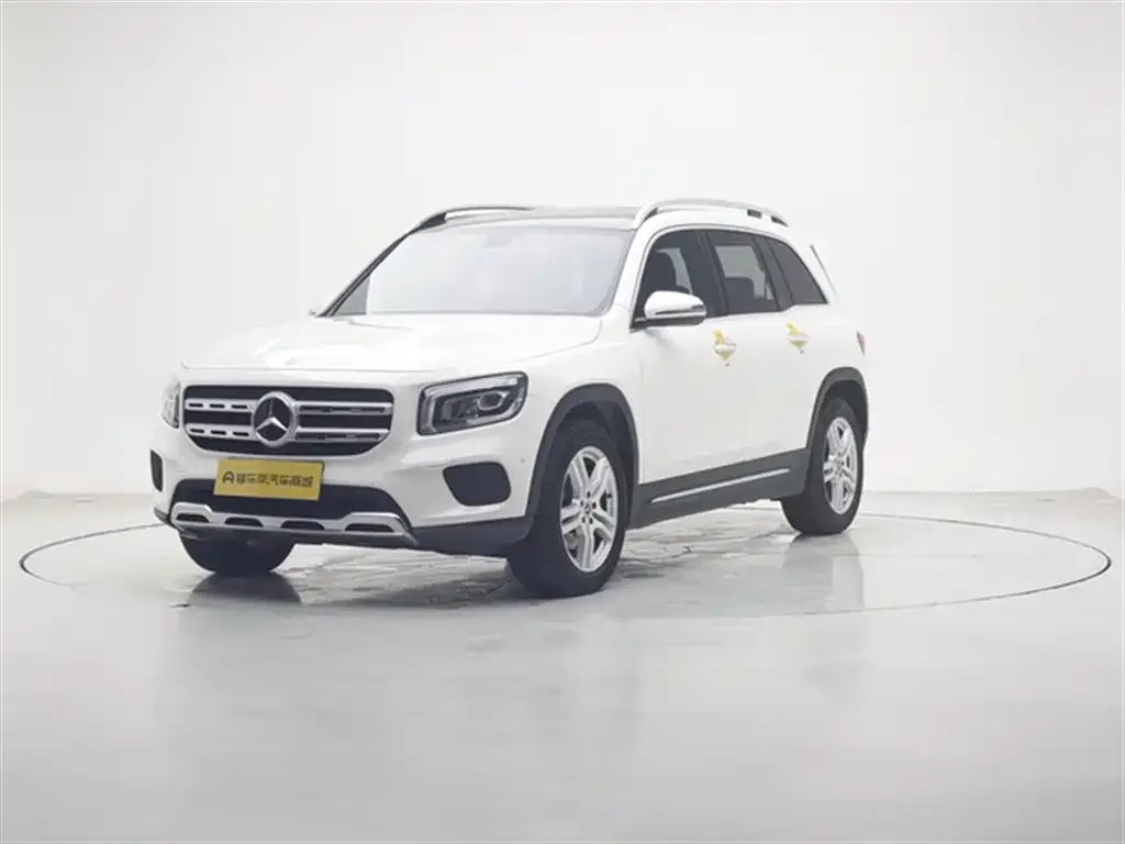 Mercedes-Benz GLB — фото 6