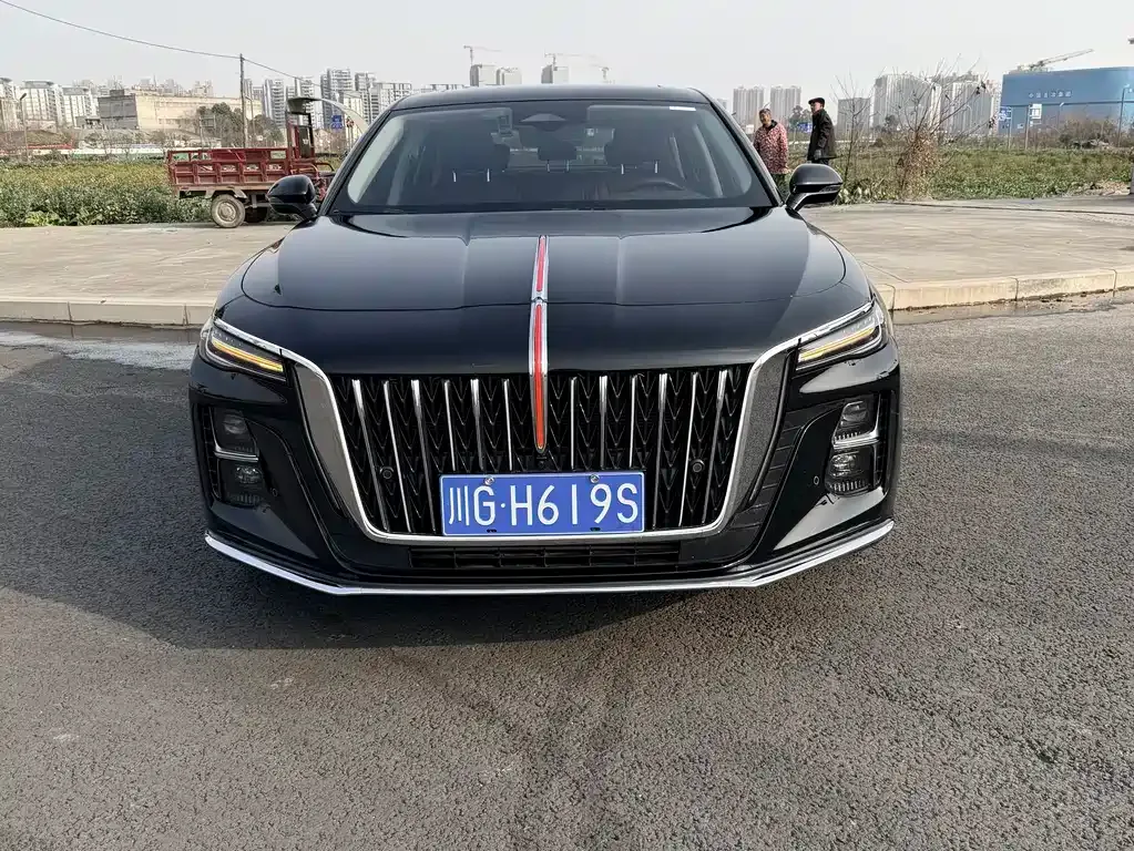 Hongqi H5 — фото 10