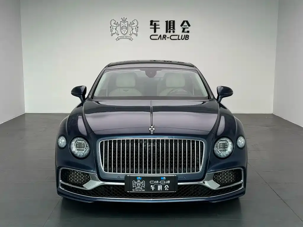 Bentley Flying Spur — фото 5