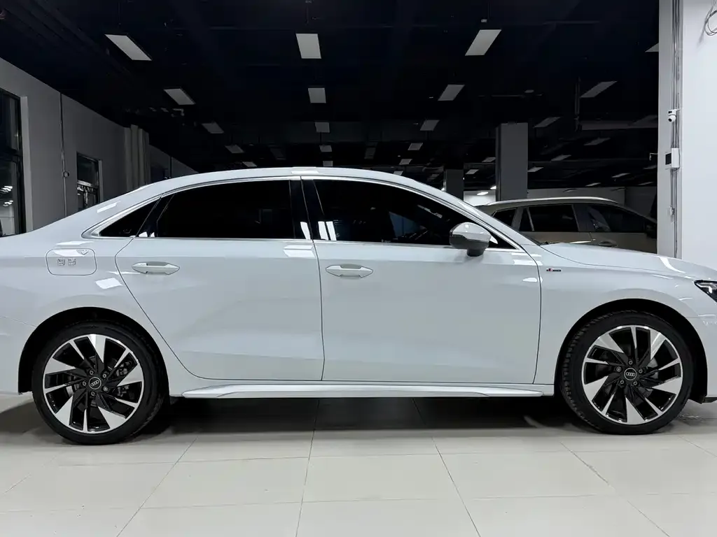 Audi A3 — фото 3