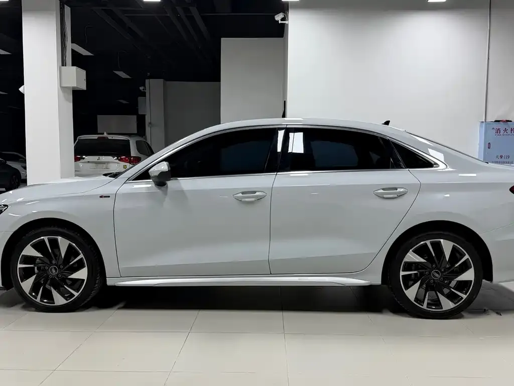 Audi A3 — фото 5