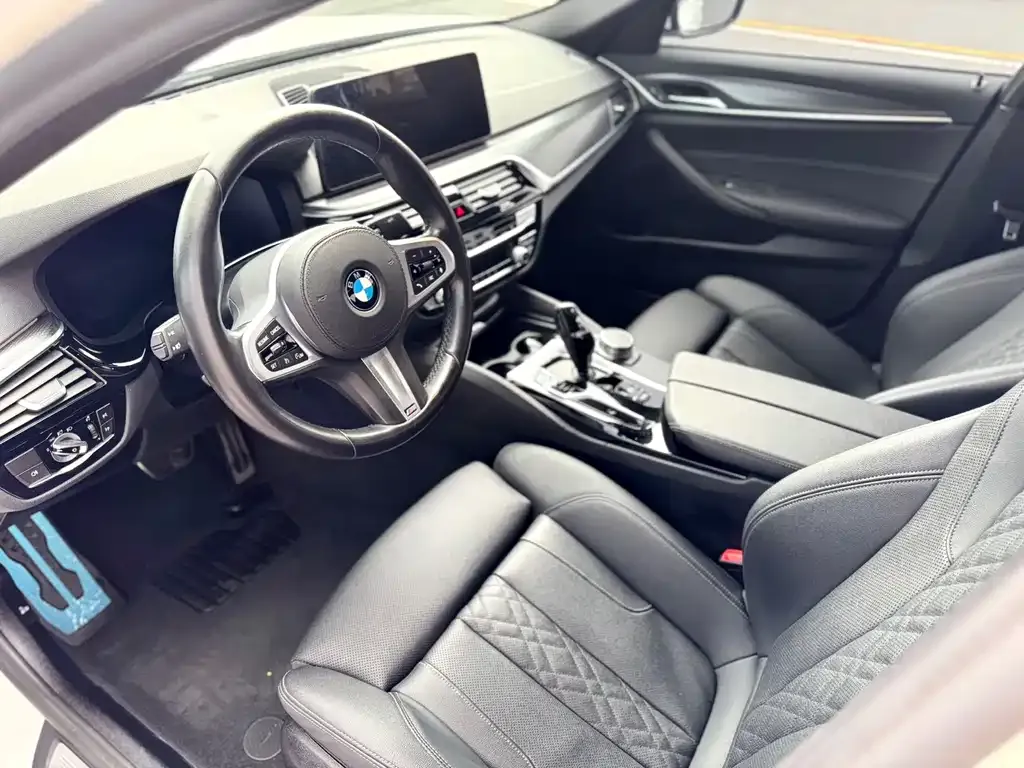 BMW 5 Series (Import) — фото 9