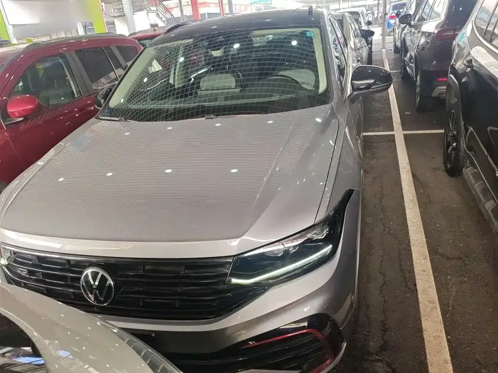 Volkswagen Tiguan X — фото 2