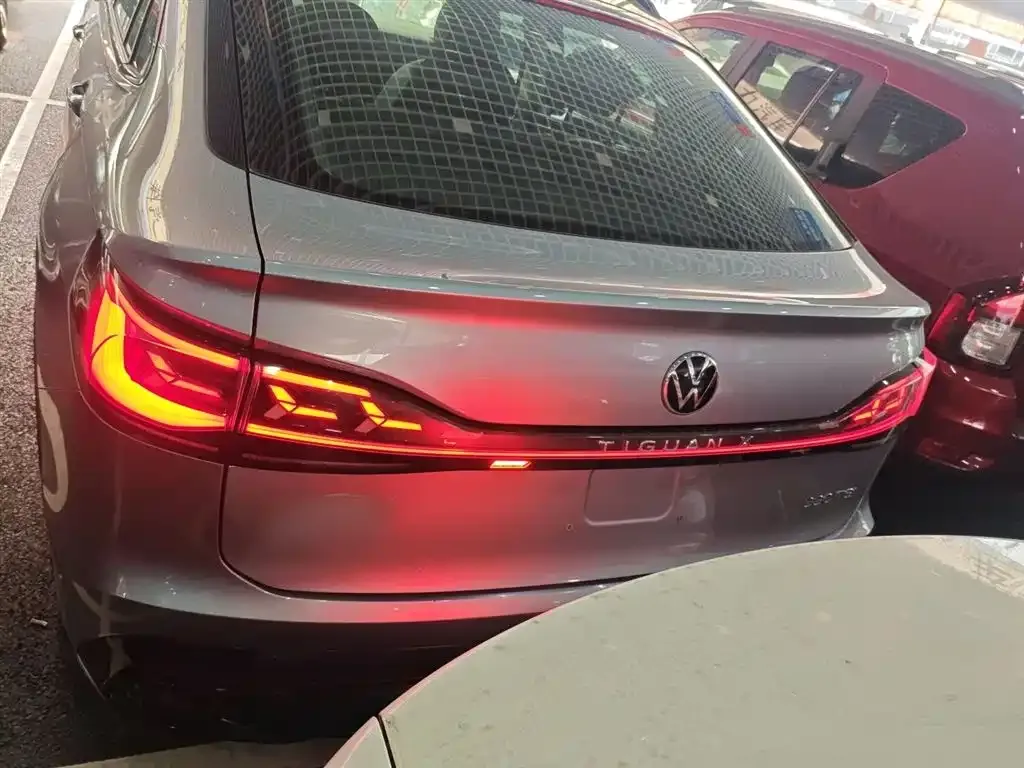 Volkswagen Tiguan X — фото 5