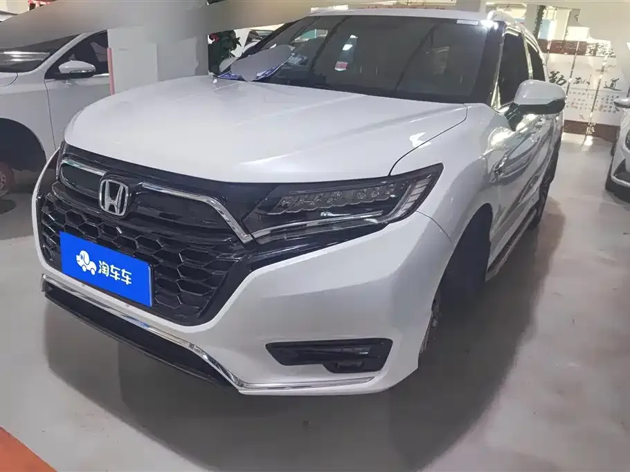 Honda UR-V — фото 1