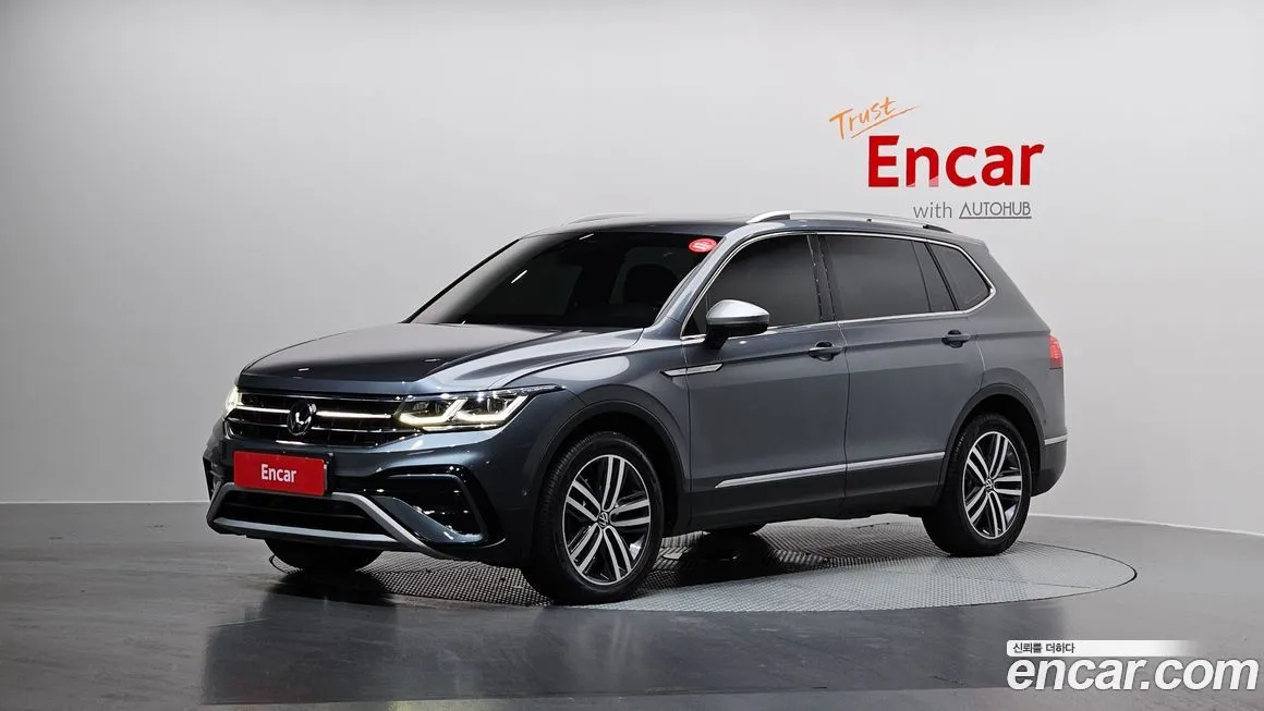 Volkswagen Tiguan — фото 1