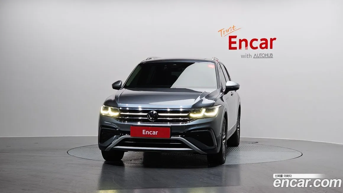 Volkswagen Tiguan — фото 4