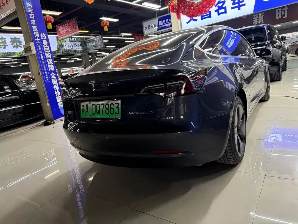 Tesla Model 3 — фото 6