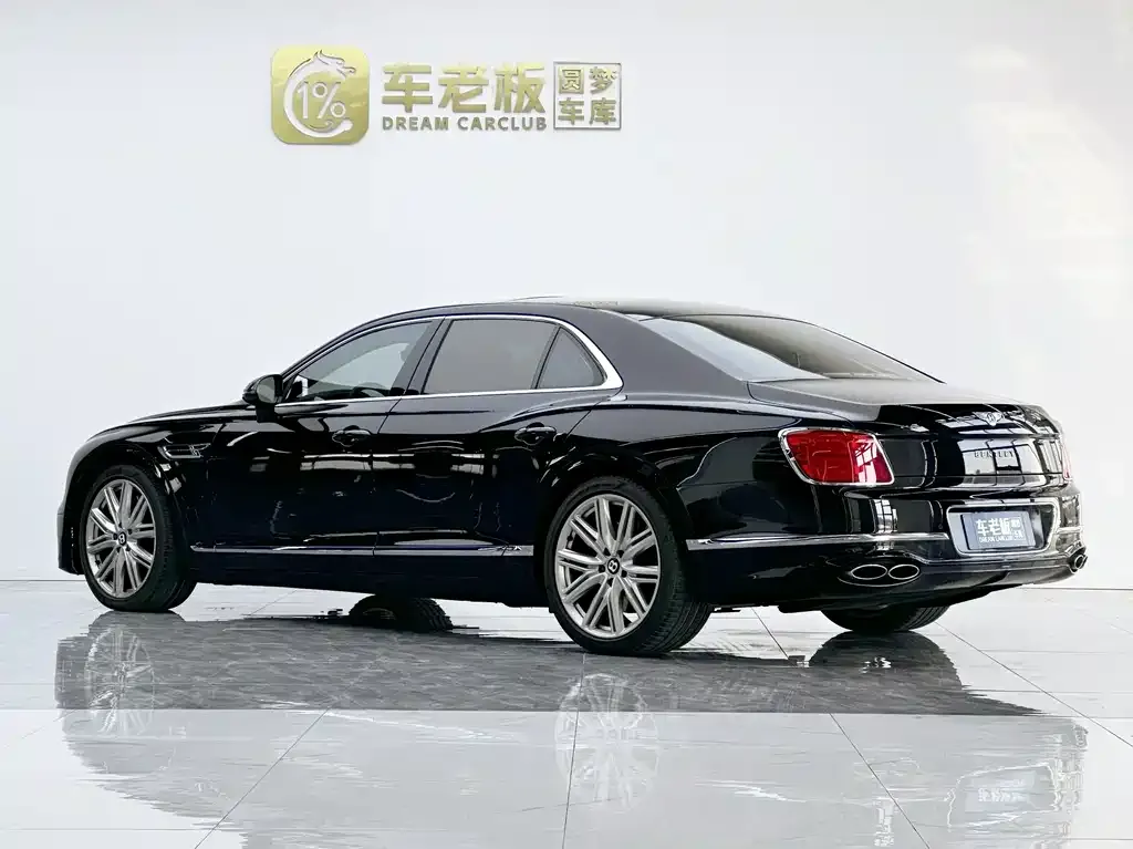 Bentley Flying Spur — фото 2