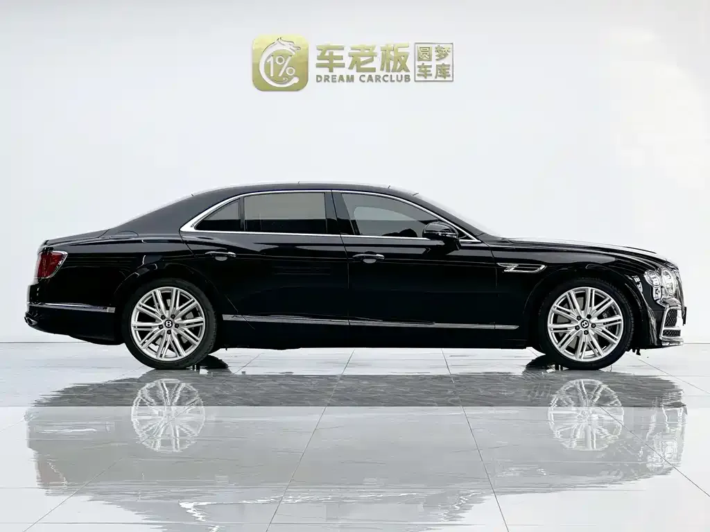 Bentley Flying Spur — фото 3
