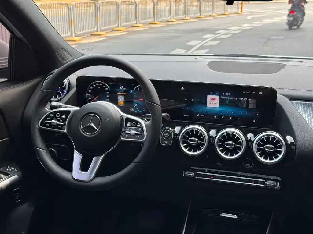 Mercedes-Benz GLA — фото 2