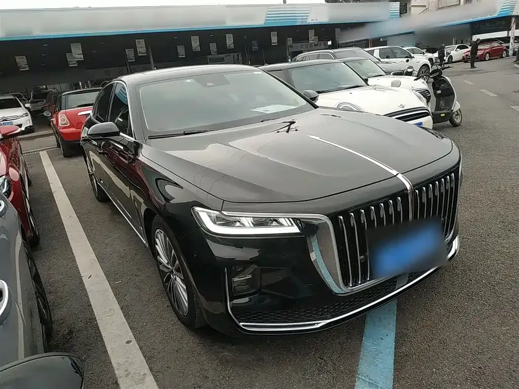 Hongqi H9 — фото 10