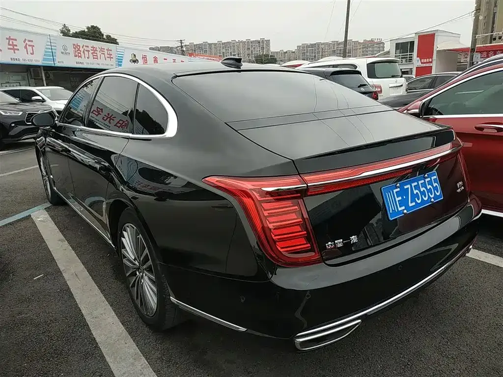 Hongqi H9 — фото 7