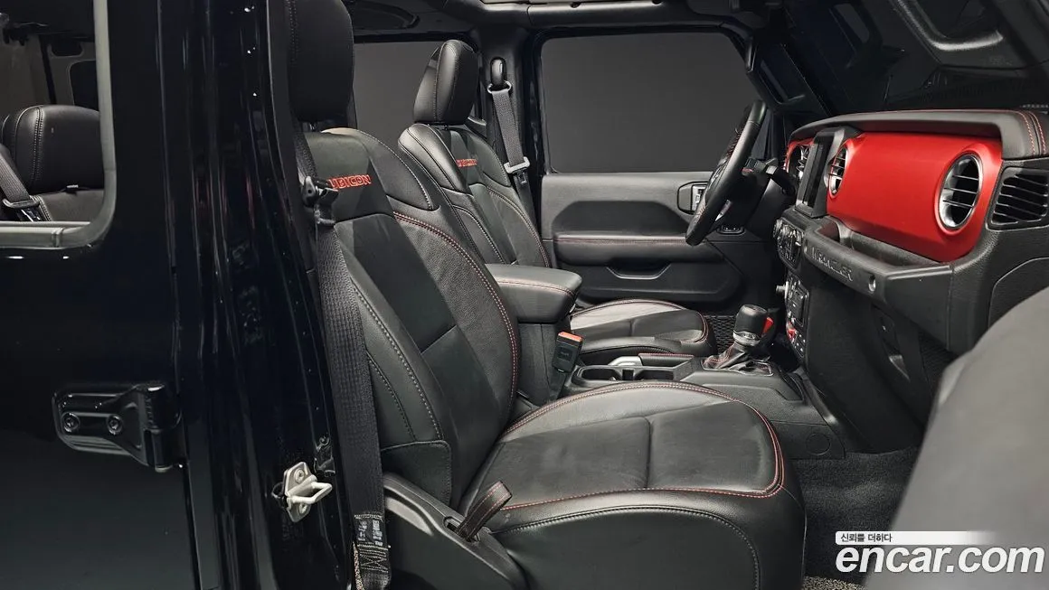 Jeep Wrangler — фото 4