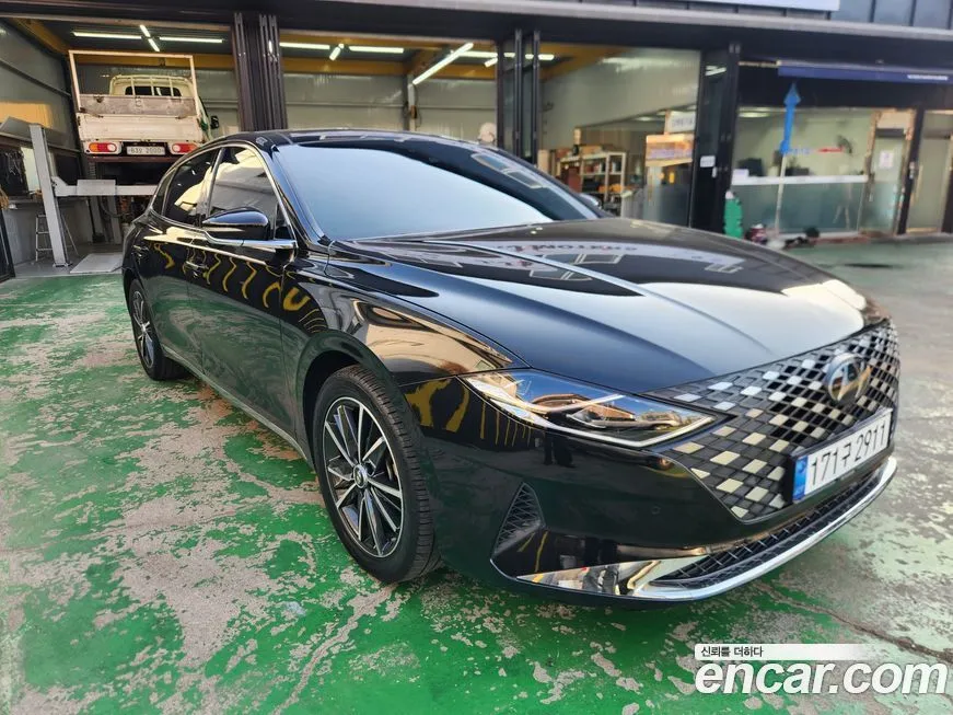 Hyundai Grandeur — фото 1