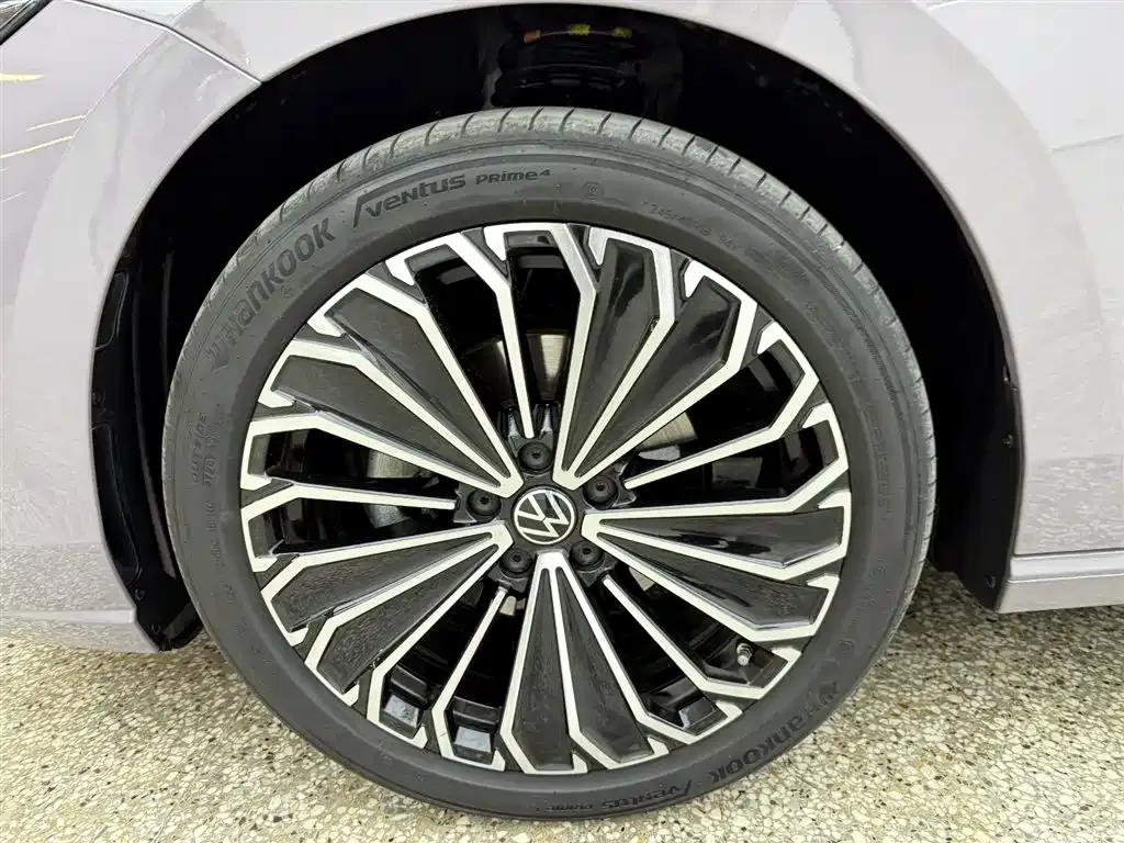 Volkswagen Passat — фото 4