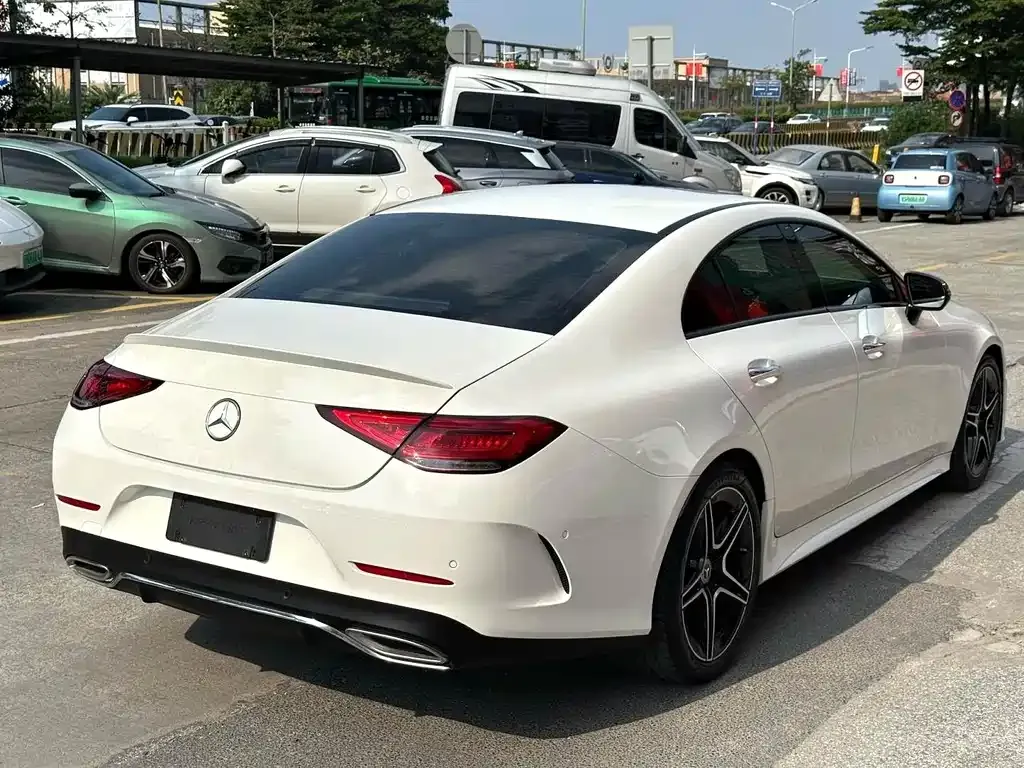Mercedes-Benz CLS — фото 8