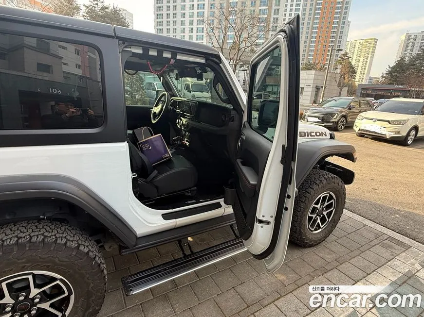 Jeep Wrangler — фото 6