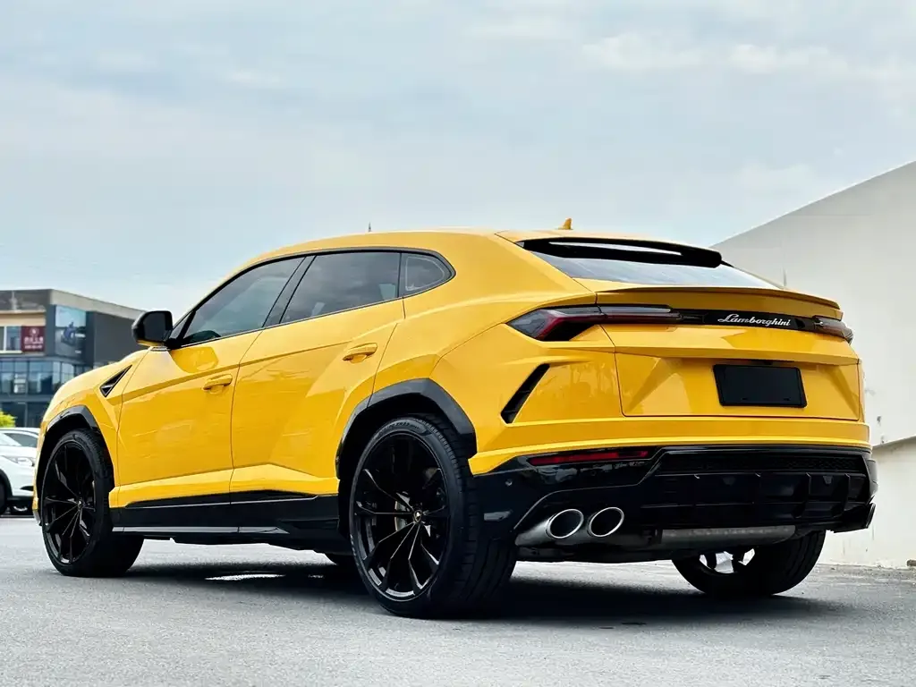 Lamborghini Urus — фото 5
