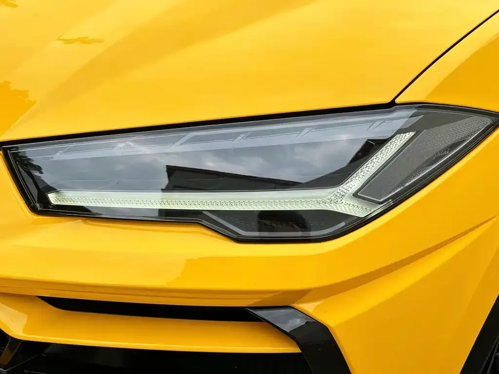 Lamborghini Urus — фото 8