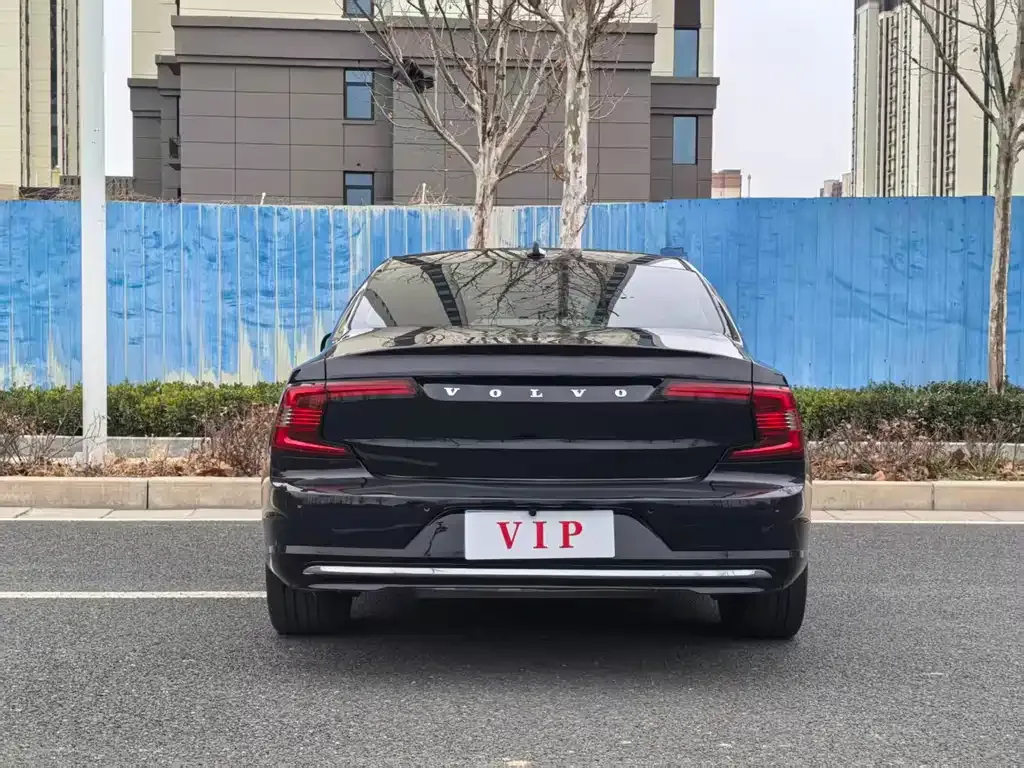 Volvo S90 — фото 9