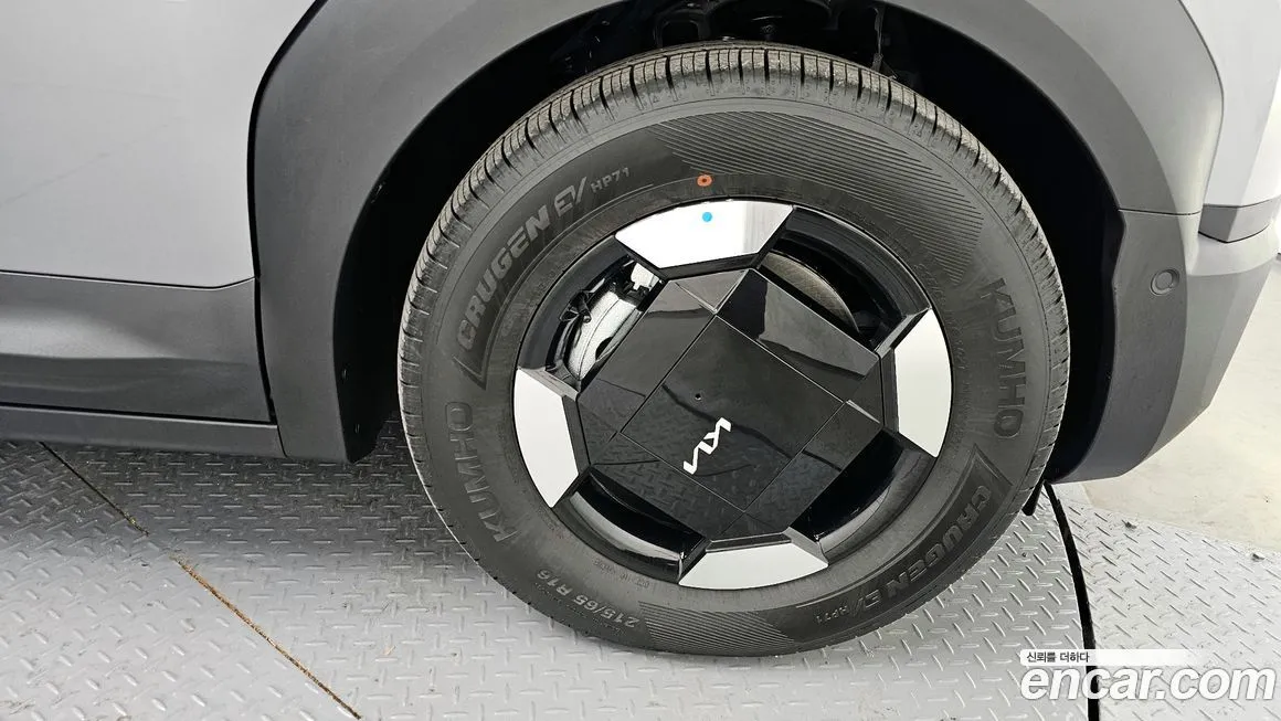 Kia PV5 — фото 8