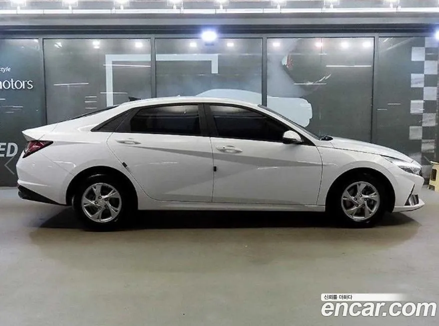 Hyundai AVANTE — фото 5