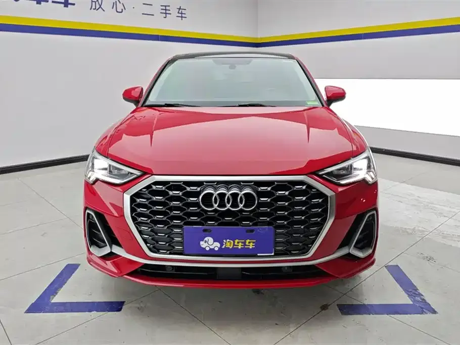 Audi Q3 Sportback — фото 8
