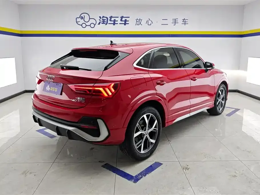 Audi Q3 Sportback — фото 4