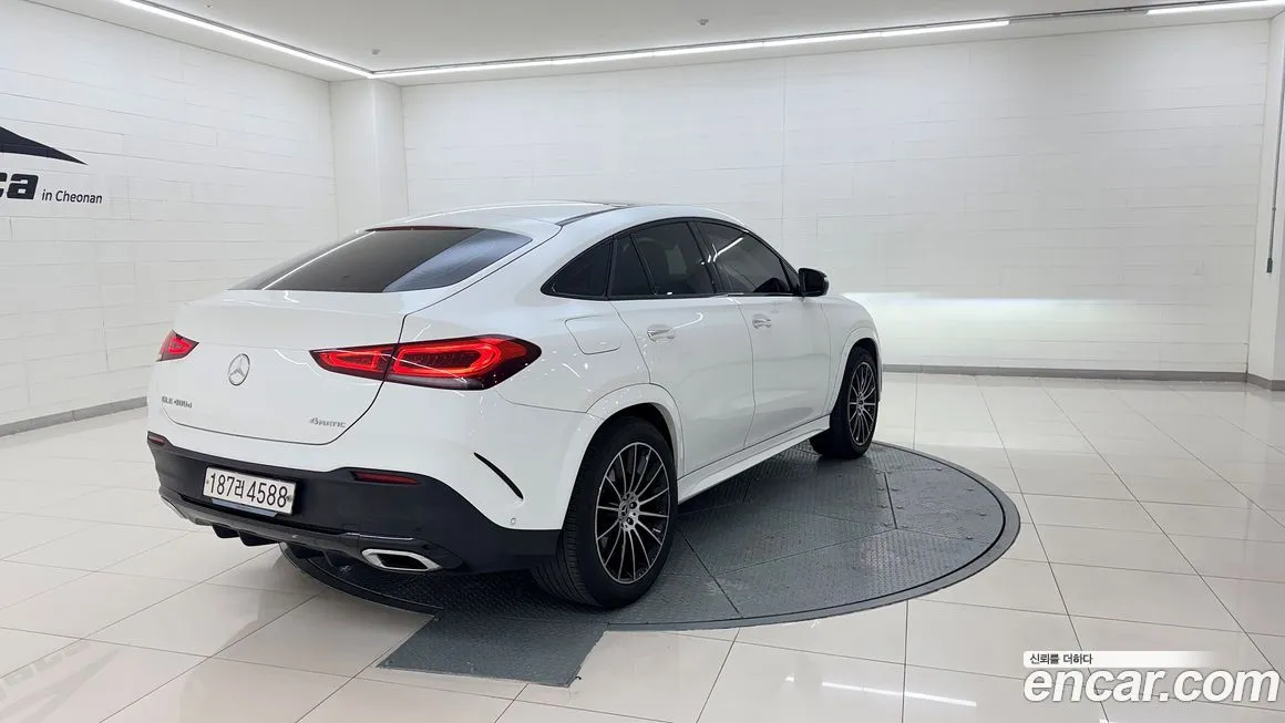 Mercedes-Benz GLE-Class — фото 3