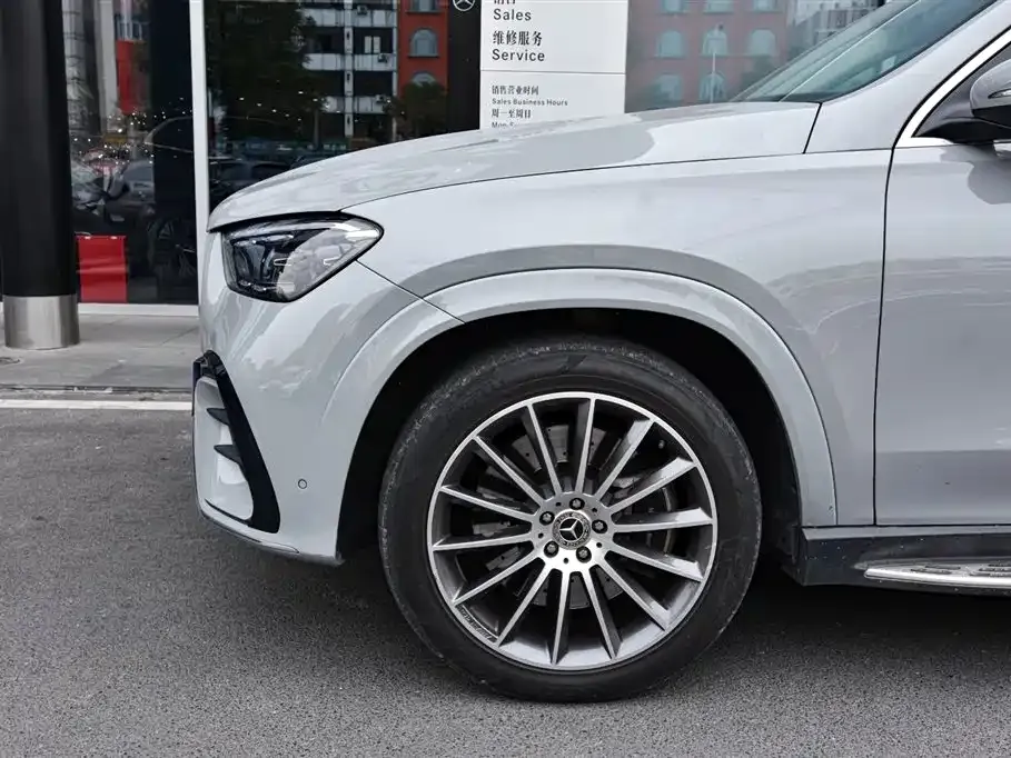 Mercedes-Benz GLE — фото 9