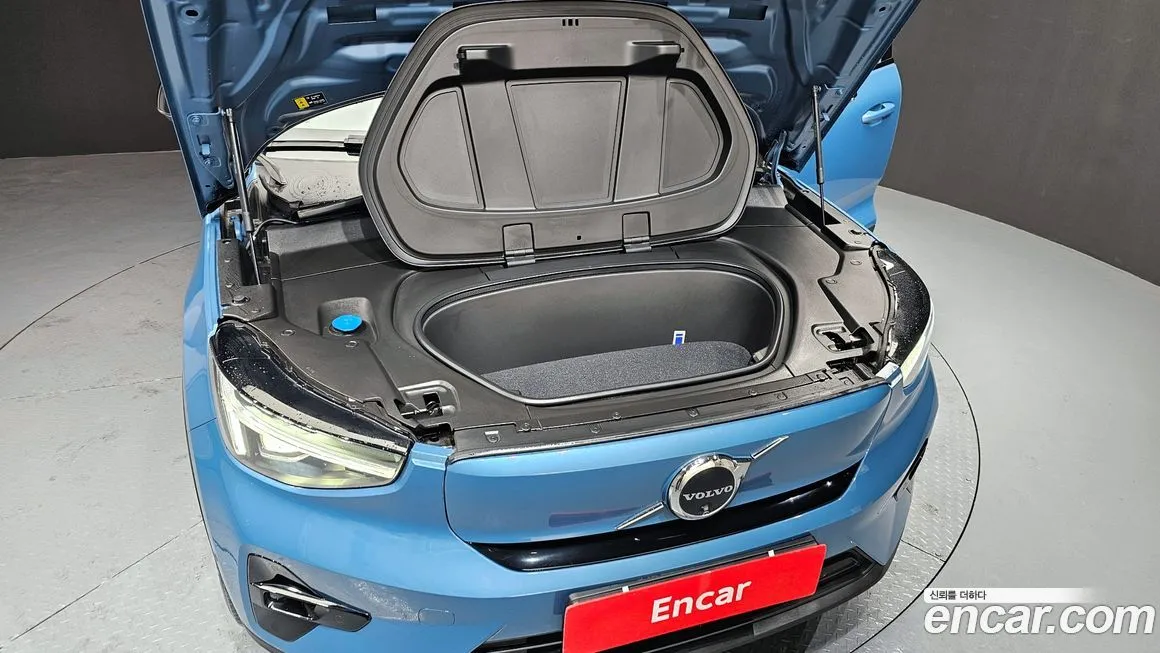 Volvo C40 — фото 2