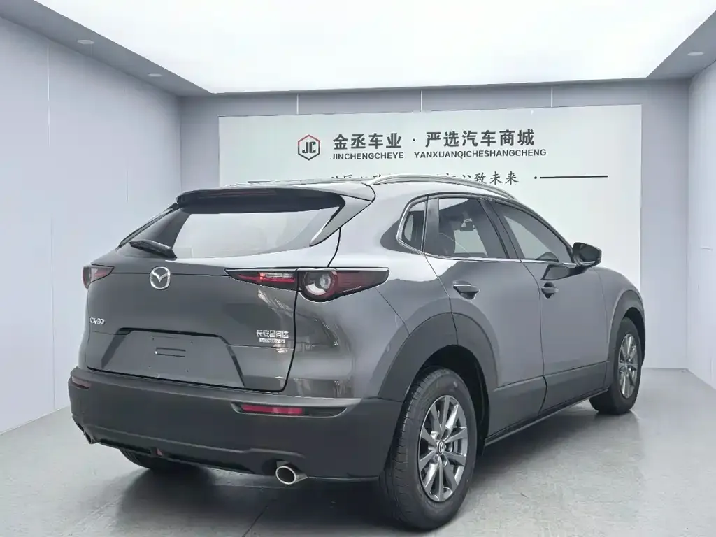 Mazda CX-30 — фото 4