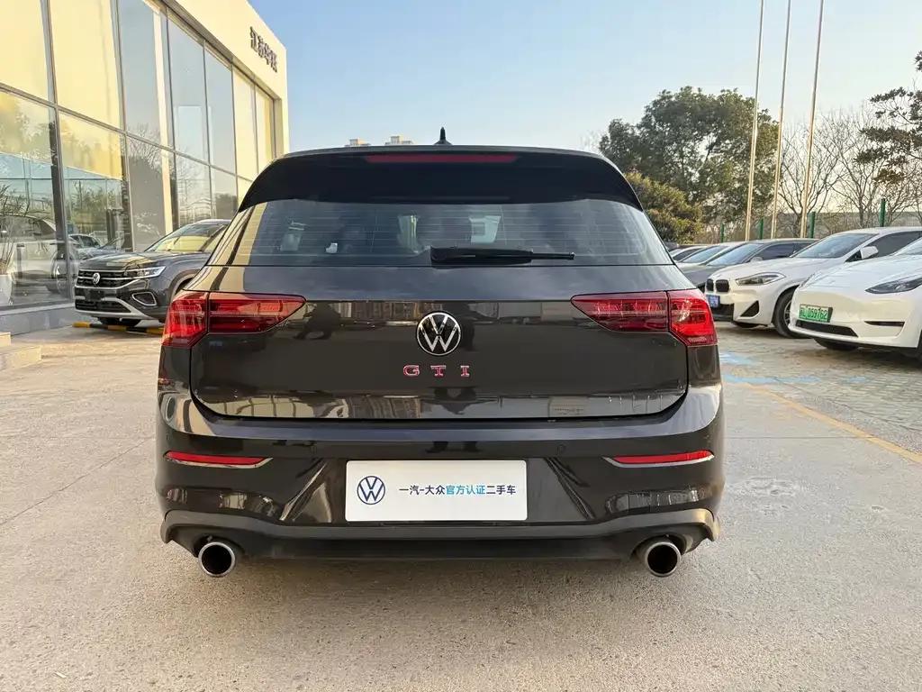 Volkswagen Golf GTI — фото 4