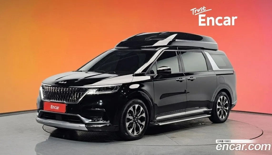 Kia Carnival — фото 1