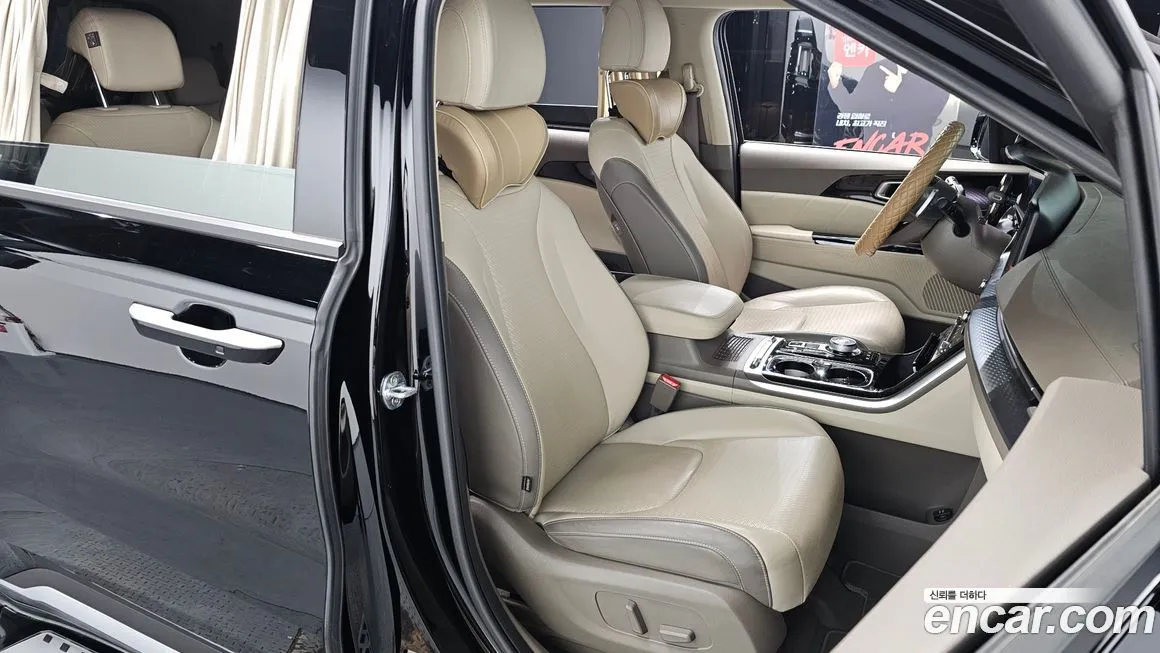 Kia Carnival — фото 10