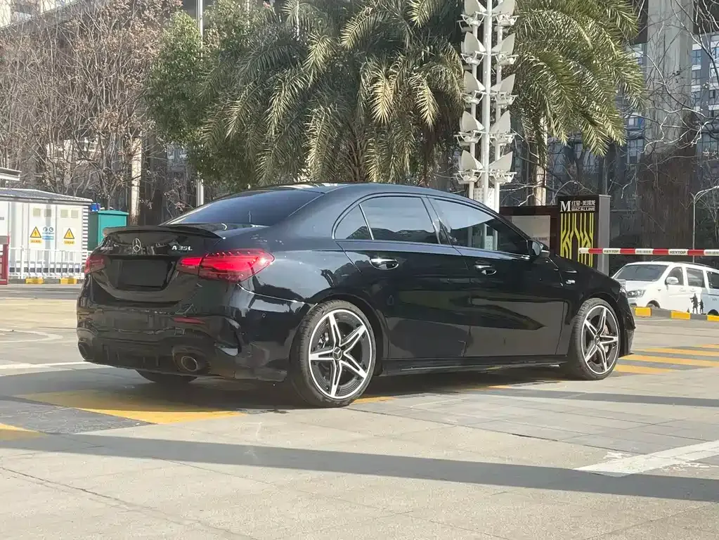 Mercedes-Benz A-Class AMG — фото 9