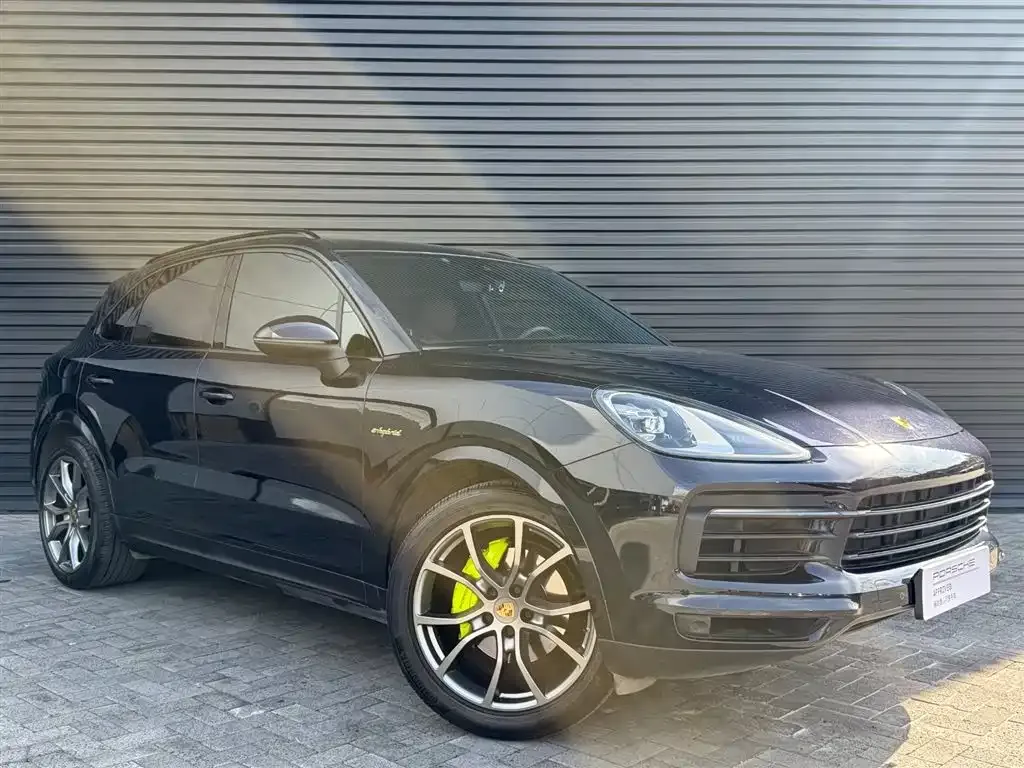 Porsche Cayenne Hybrid — фото 8