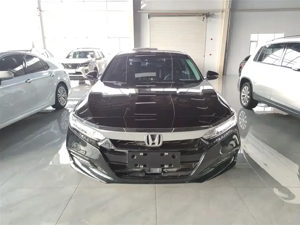 Honda Accord — фото 5