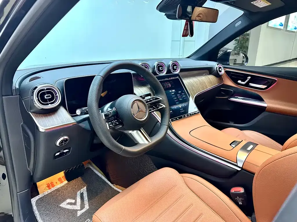Mercedes-Benz GLC — фото 8