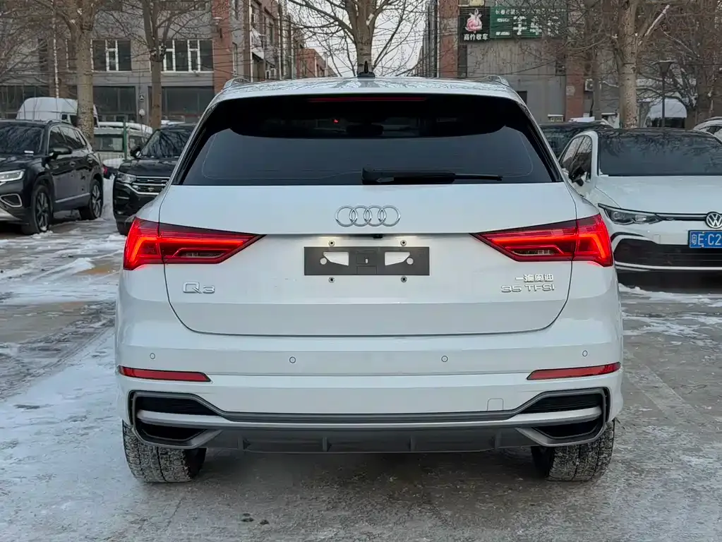 Audi Q3 — фото 4